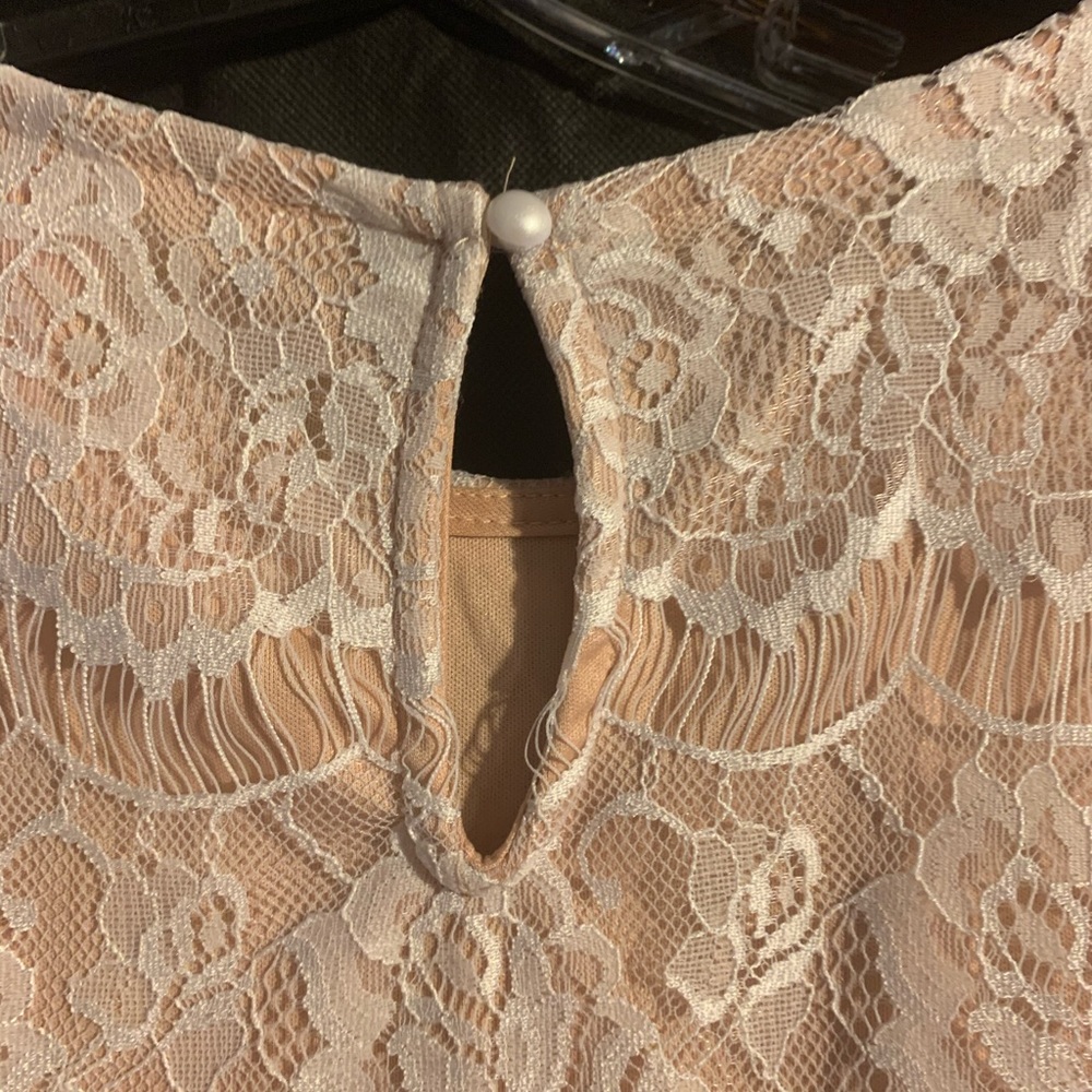 Dress - Picture 3 of 4